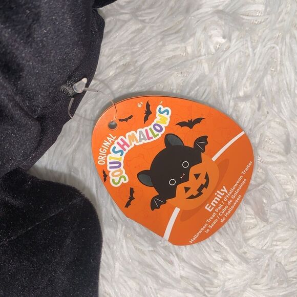 Squishmallows Emily Bat Halloween Treat Pail 12 inch - Picture 5 of 8